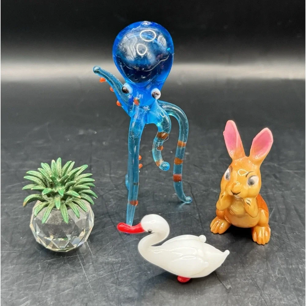 Lot Of 4 Glass Miniature Display Shelf Trinkets Octopus Bunny Swan & Succulent